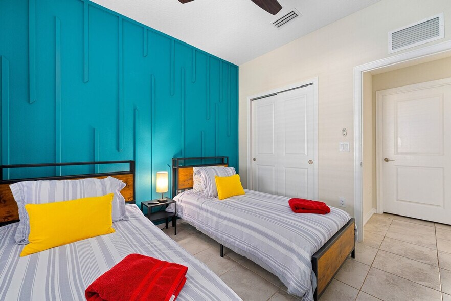 Building Photo - 3111 Paradox Cir