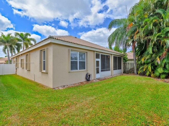 Building Photo - 7676 Eagle Point Dr