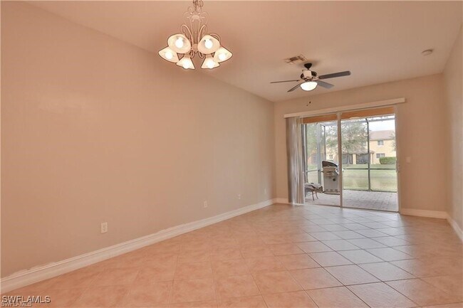 Building Photo - 10170 Tin Maple Dr