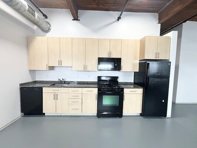 Building Photo - 88 Gerrish Ave