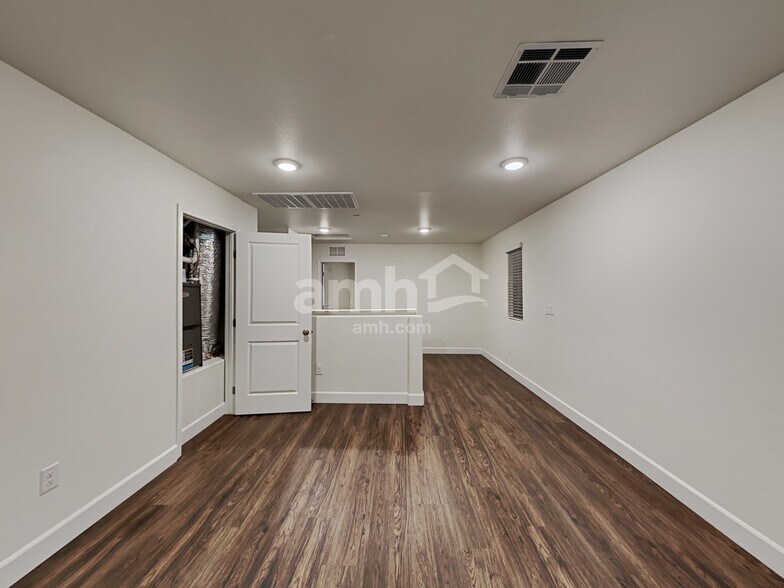 Building Photo - 83 Hot Ponds Ln