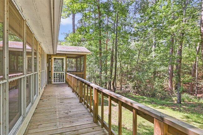 Building Photo - 70 Fern View Ct
