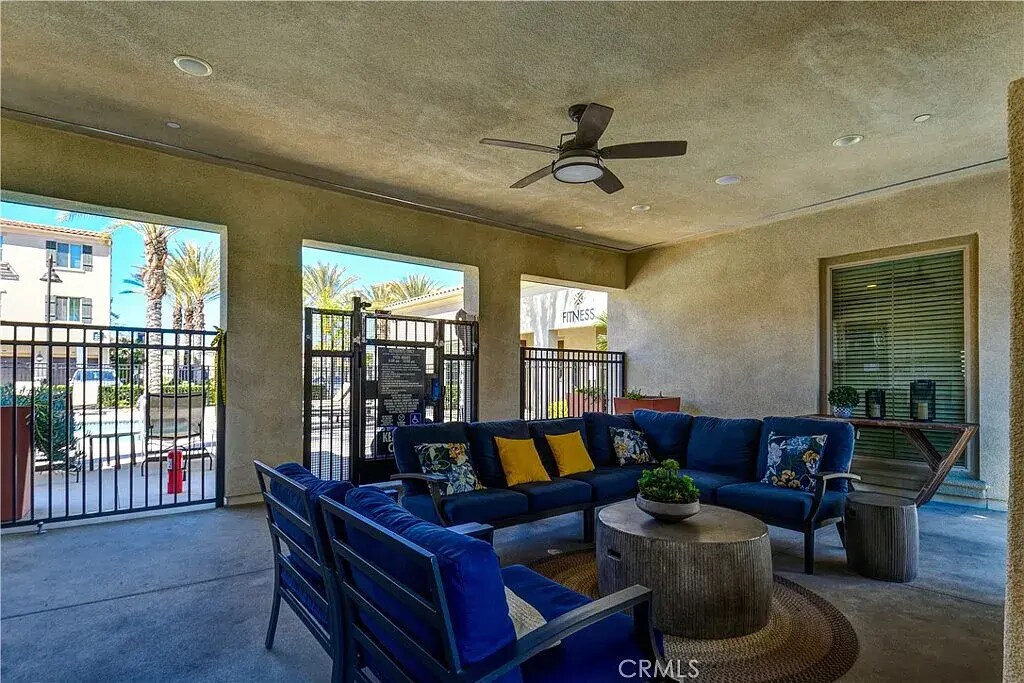 Community clubhouse - 30321 Town Square Dr