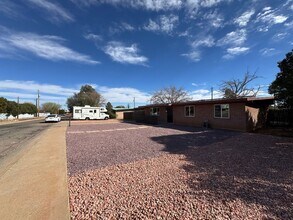 Building Photo - 3BR/2BA/2CG, with POOL, 1,396 sq.ft. rental in Sierra Vista, AZ