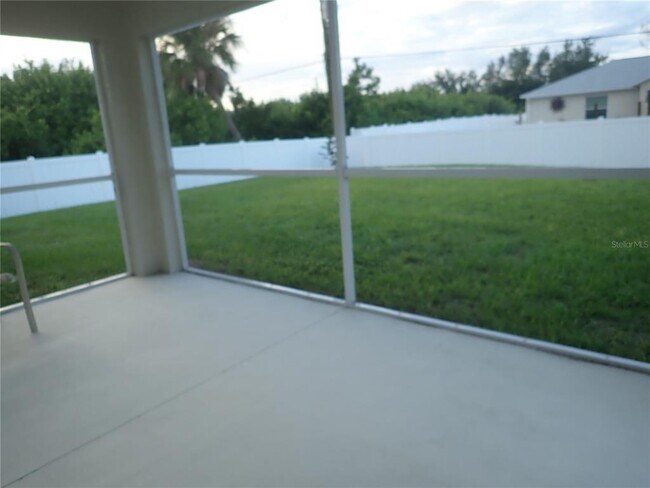 Building Photo - 11200 Chalet Ave