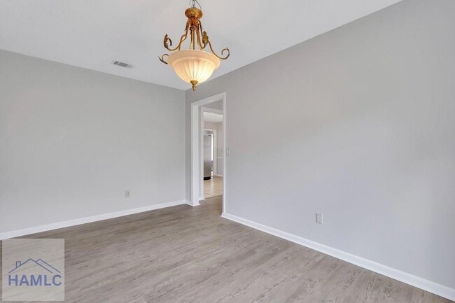 Building Photo - 734 Timber Ridge Trail