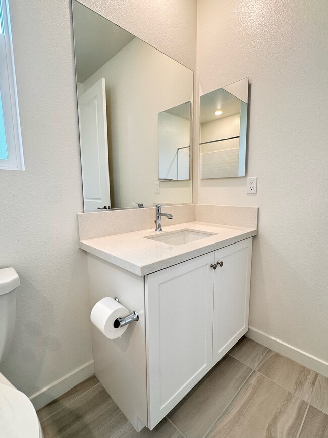 Building Photo - 303 Capistrano Dr