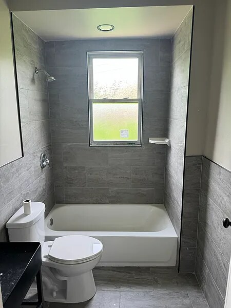 Building Photo - 3224 Monterey St