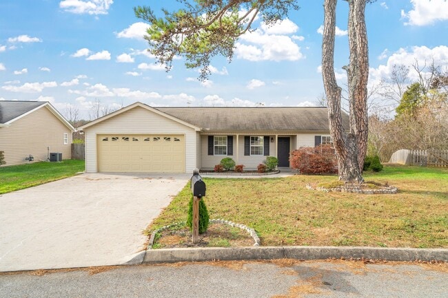 Building Photo - 5117 Cattail Ln