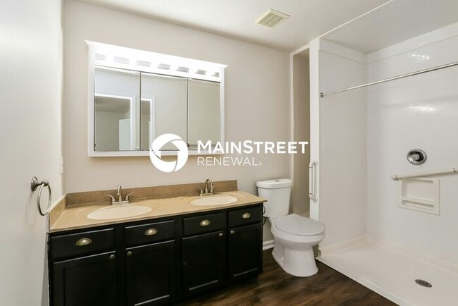 Building Photo - 3 Bedroom Pet-Friendly Home in GROVE CITY,...