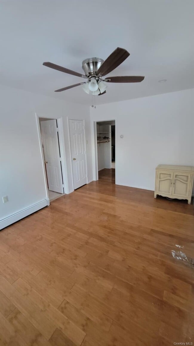 Building Photo - 83 Kraemer St