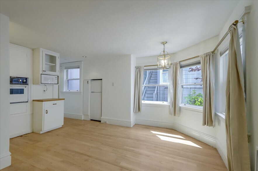 Building Photo - 2786 Jackson St