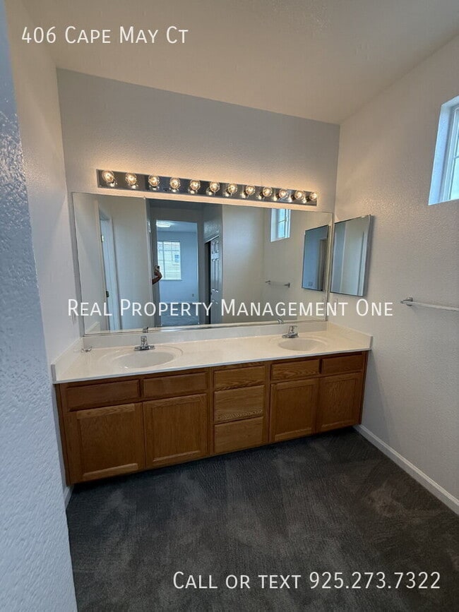 Building Photo - 406 Cape May Ct