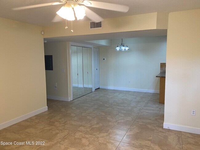 Building Photo - 1790 Rocky Wood Cir