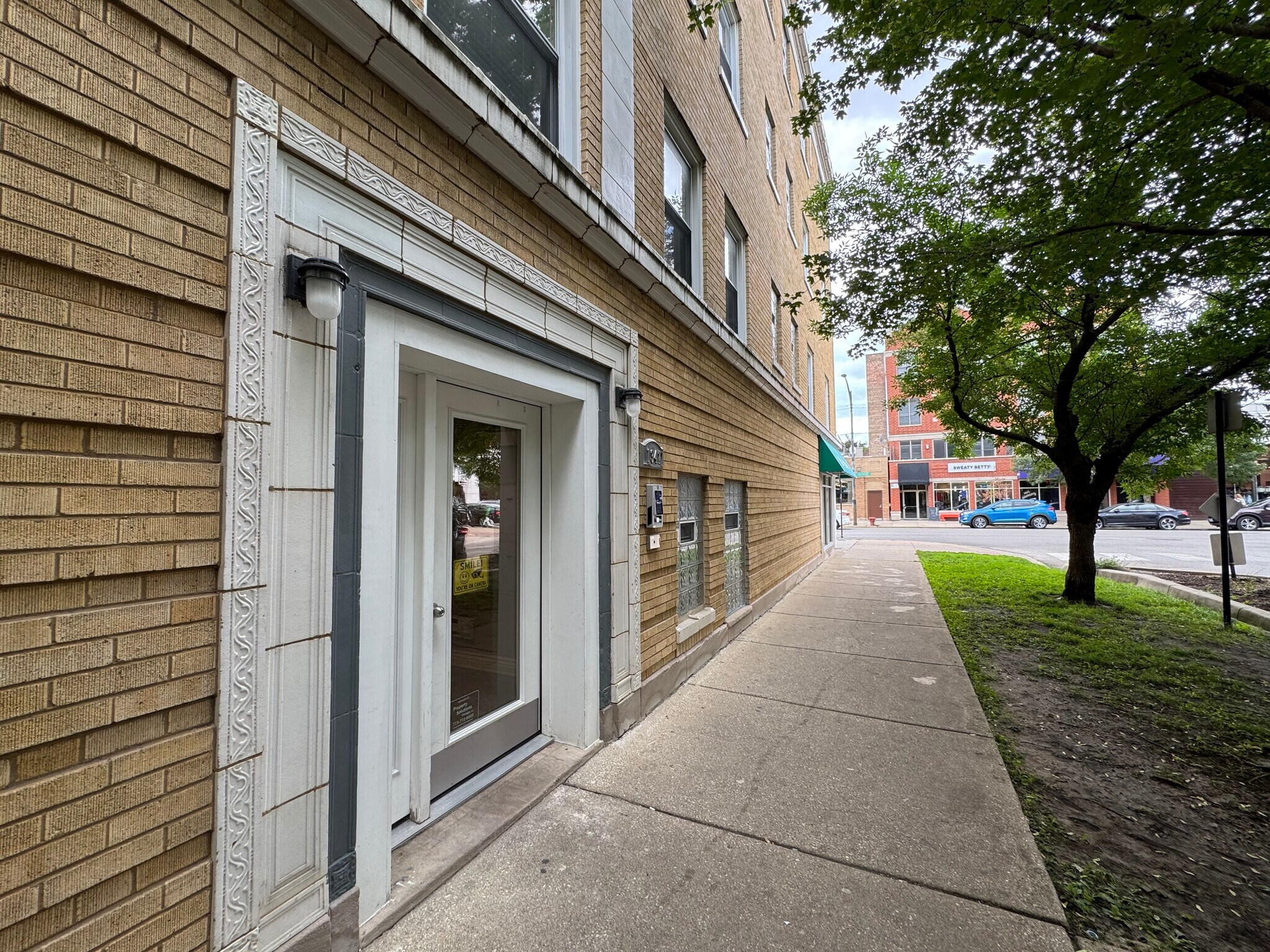 Building Photo - 1347 W Eddy St