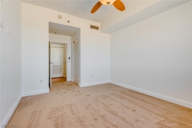 Building Photo - 8255 S Las Vegas Blvd