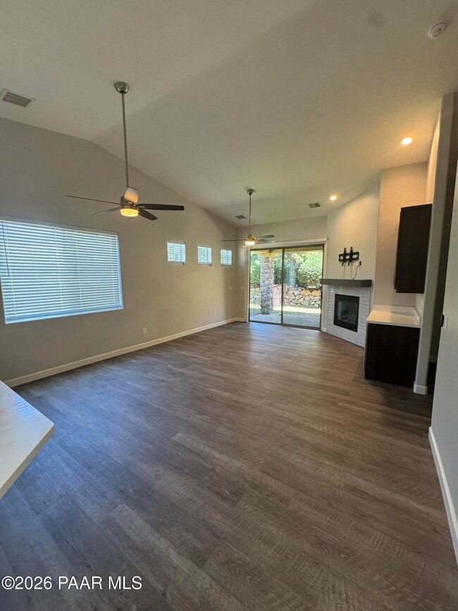 Building Photo - 1237 Crown Ridge Dr