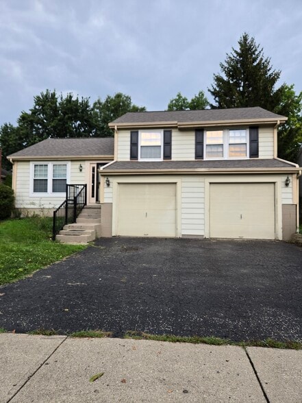 Building Photo - 7857 Cobdon Ave
