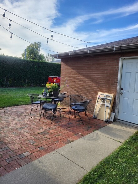 Patio - 226 North Ave