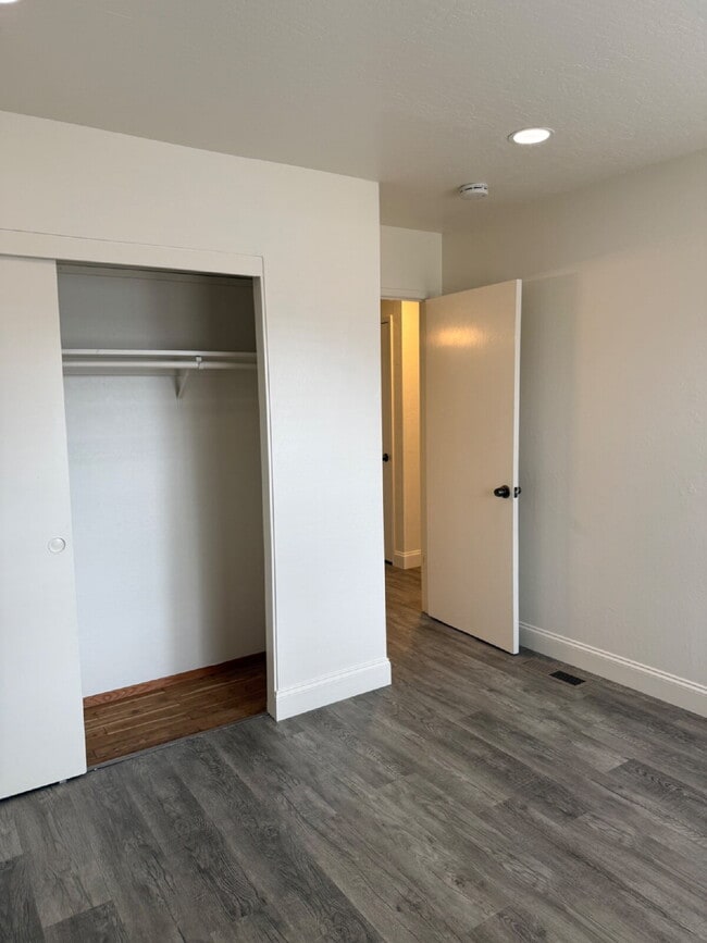 Building Photo - Beautiful 3 Bed, 2 Bath Single Story in Great Livermore Location