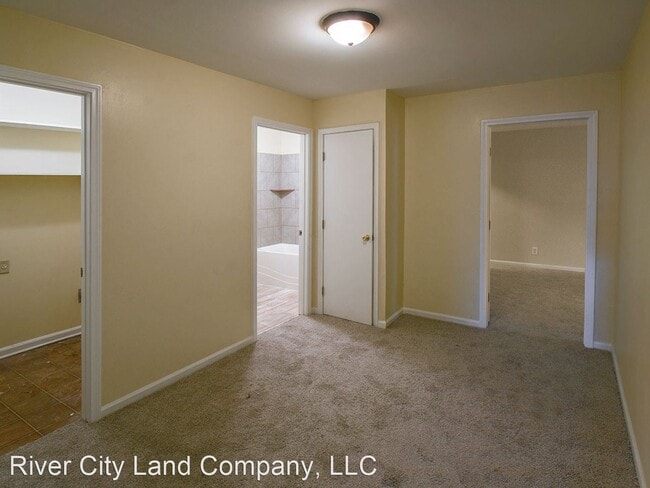 Building Photo - 3015 Frayser-Raleigh Rd