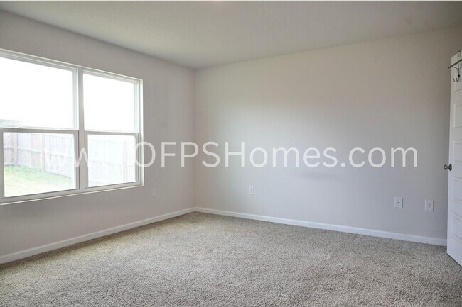 Building Photo - 429 Scarborough St