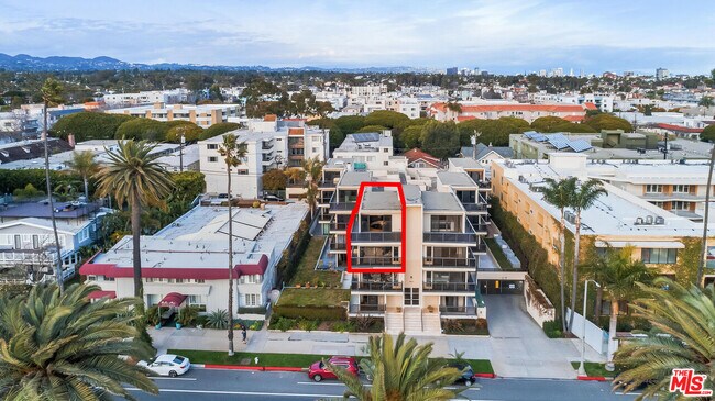 Building Photo - 833 Ocean Ave