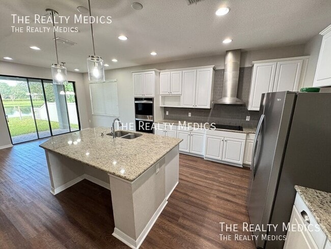 Building Photo - 5107 Appenine Loop W