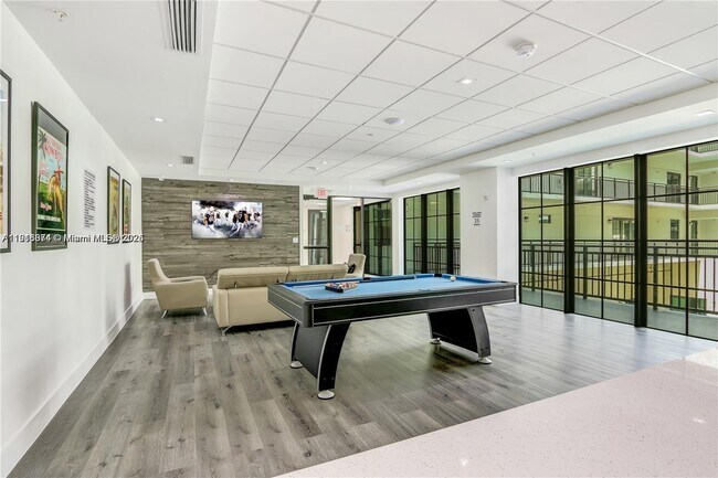 Building Photo - 4100 SW 64th Ave