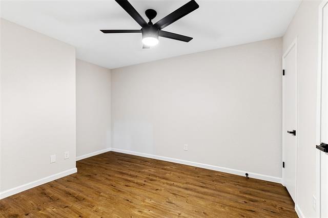 Building Photo - 924 Simon Dr