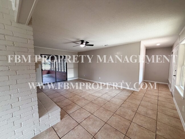 Building Photo - 509 Lake Park Ave