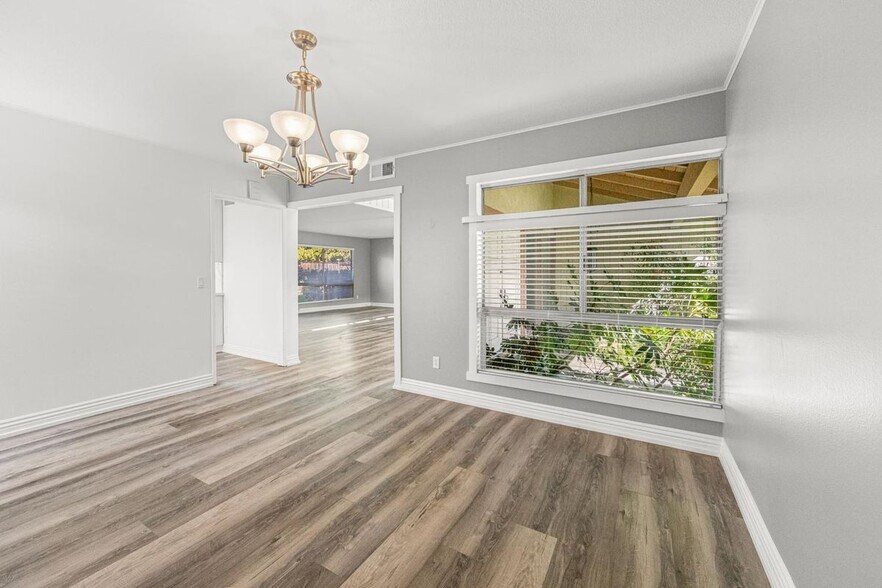 Building Photo - 32023 Wallington Ct