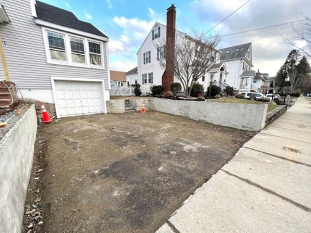 Building Photo - 171 Forest St