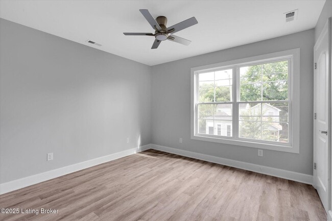 Building Photo - 721 E Caldwell St