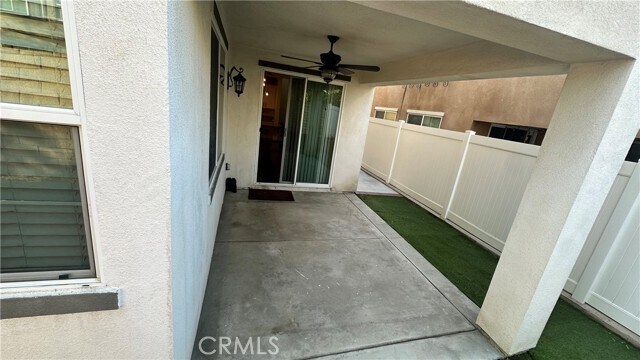 Building Photo - 130 W Via Rua Flores