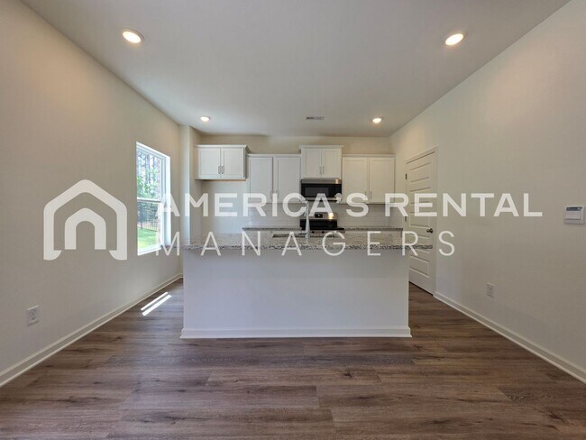 Building Photo - Spacious Home for Rent in Calera, AL!