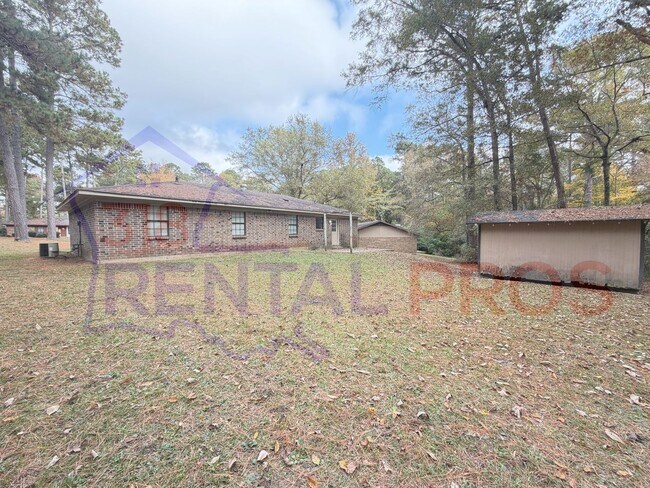 Building Photo - 3 Bed 2 Bath Home in Ruston