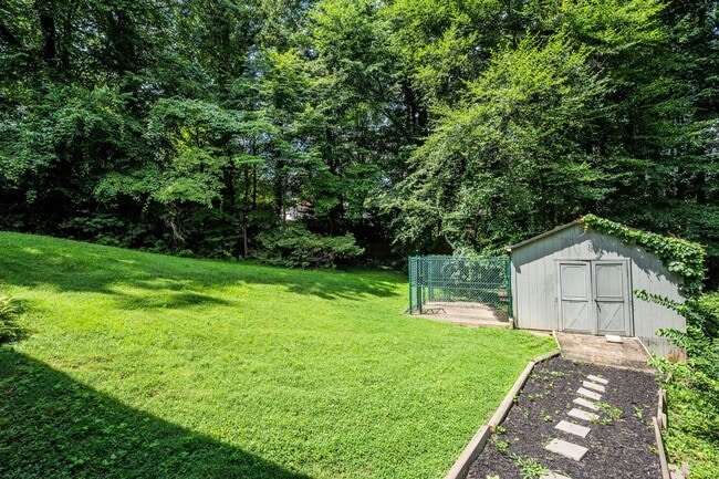 Building Photo - 7732 Canal Ct