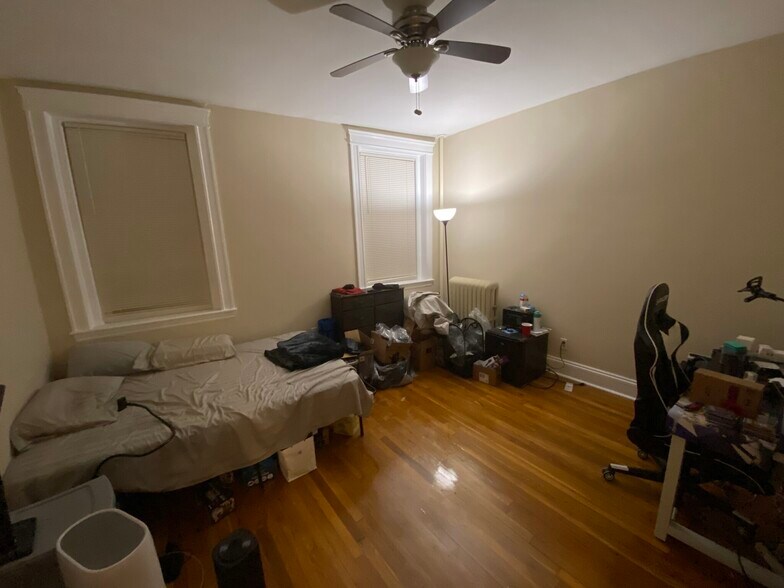 Building Photo - 1197 Commonwealth Ave