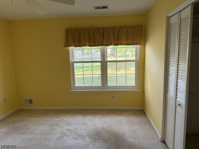 Building Photo - 123 Winchester Way