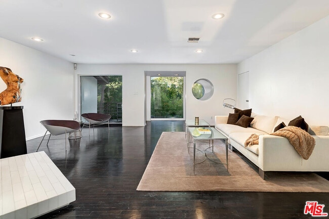 Building Photo - 1730 Mt Olympus Dr