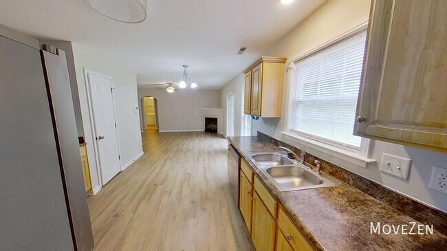 Building Photo - 1517 Everett Springs Dr