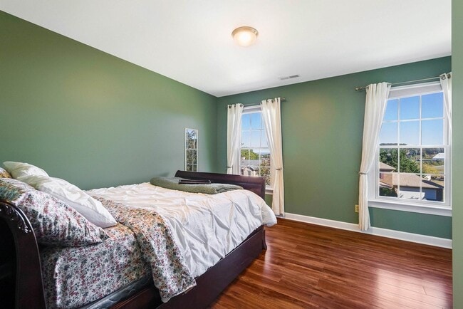 Building Photo - 1141 Decca Dr