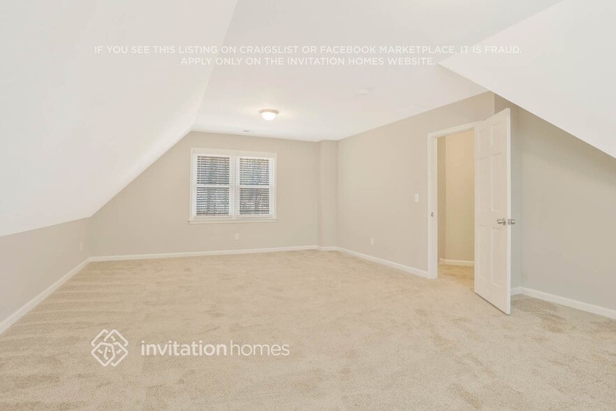 Building Photo - 154 Infantry Way SW