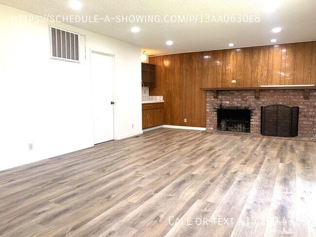 Building Photo - 4840 Minas Dr