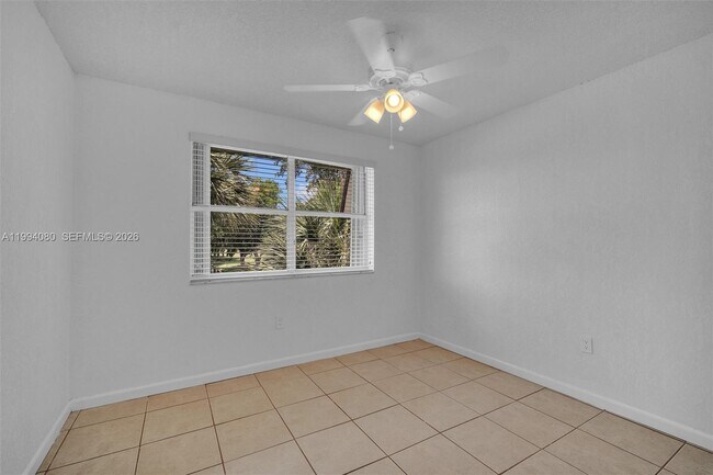 Building Photo - 10015 NW 4th St