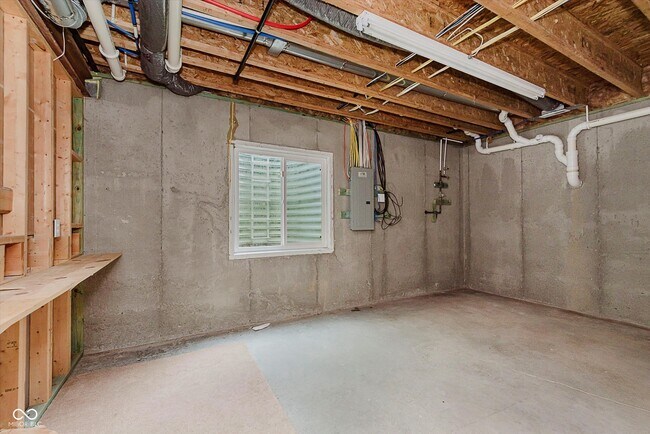Building Photo - 10264 Normandy Way
