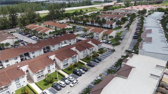 Building Photo - 12527 NW 11th Ln