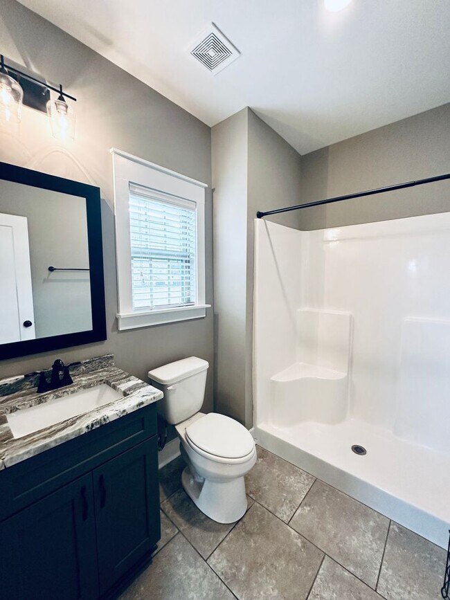 Building Photo - Luxury Living in Live Oak Preserve