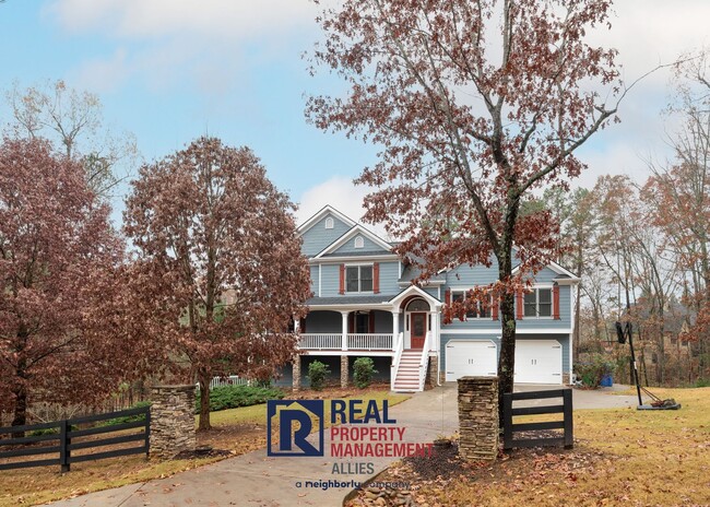 Building Photo - Charming White, GA Home